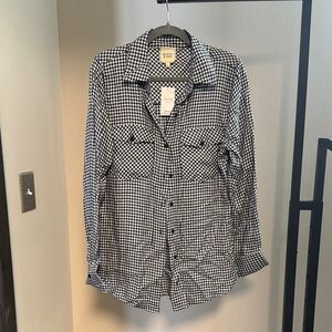 Women's Black and White Button Down Shirt